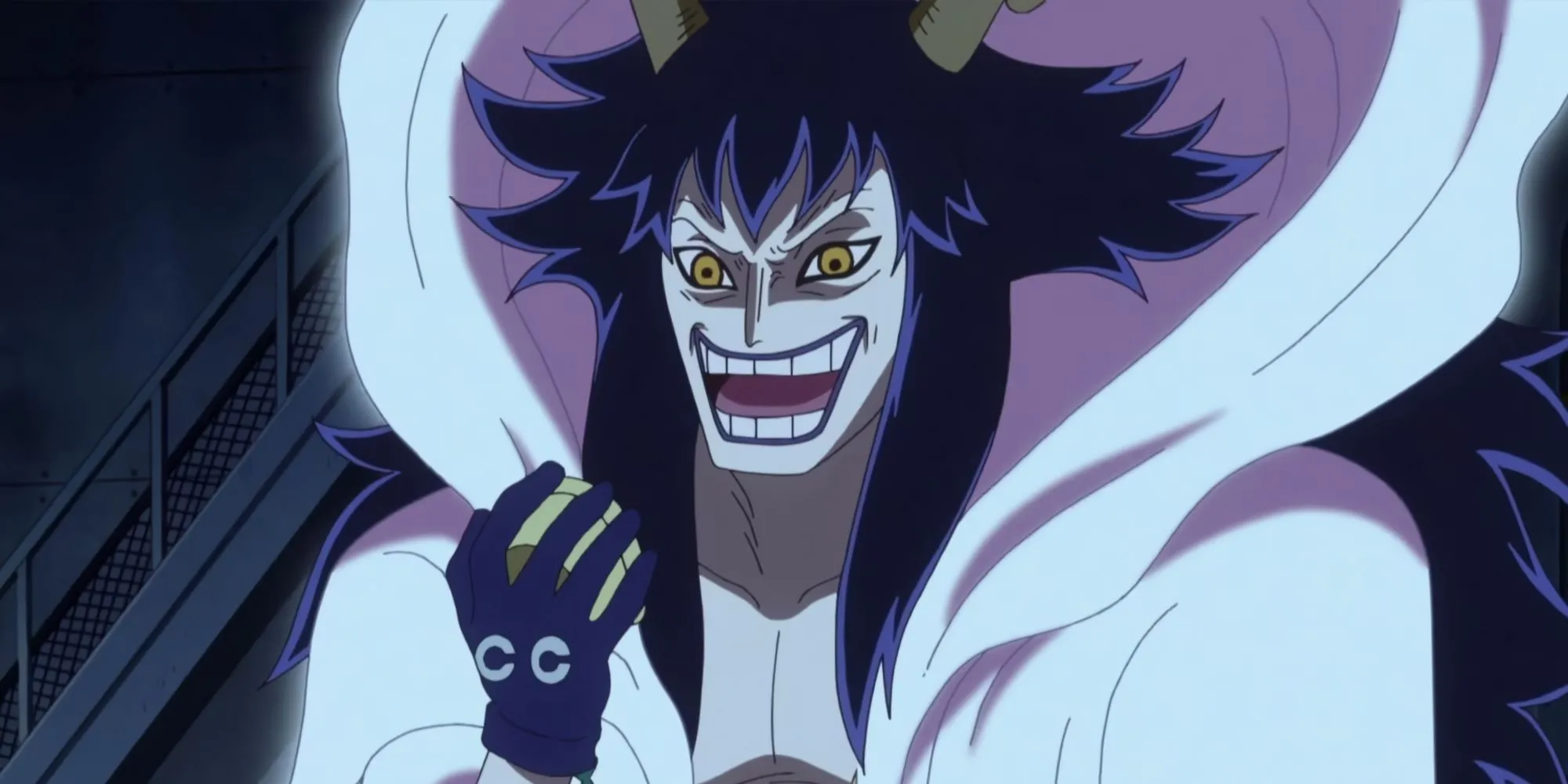 Caesar Clown với nụ cười nham hiểm trong One Piece