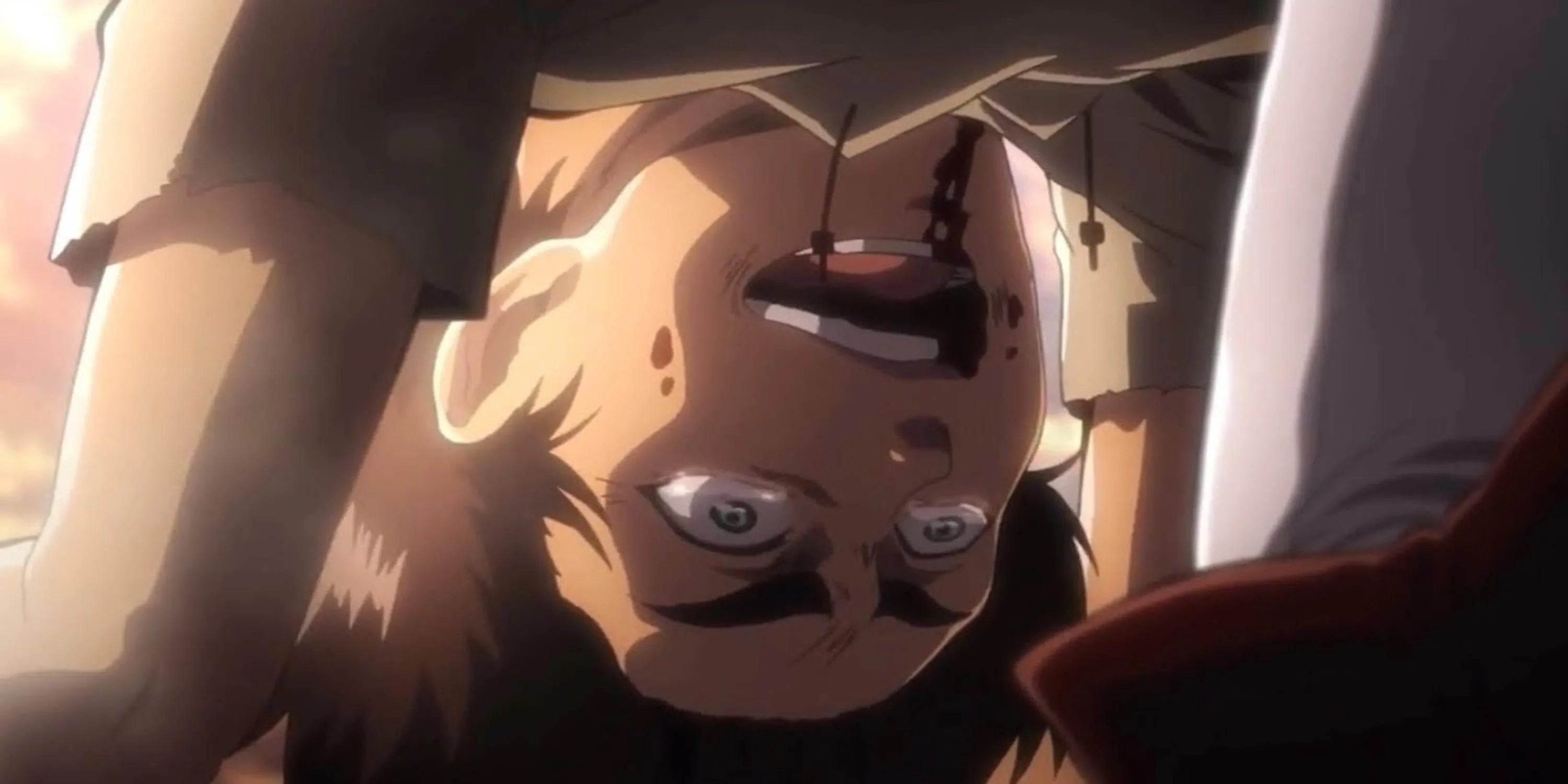 Eren Yeager cười và khóc trong một cảnh đáng nhớ của Attack On Titan