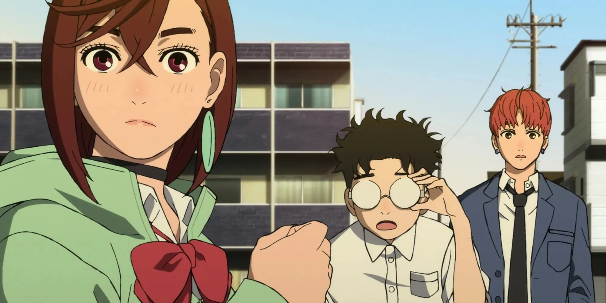 Momo và Okarun trong khoảnh khắc tương tác đầy cảm xúc